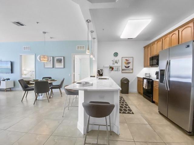 9-408 Your Vista Cay Condo - image 3