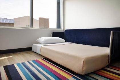 Aloft Orlando Lake Buena Vista - image 15