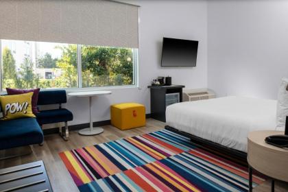 Aloft Orlando Lake Buena Vista - image 7