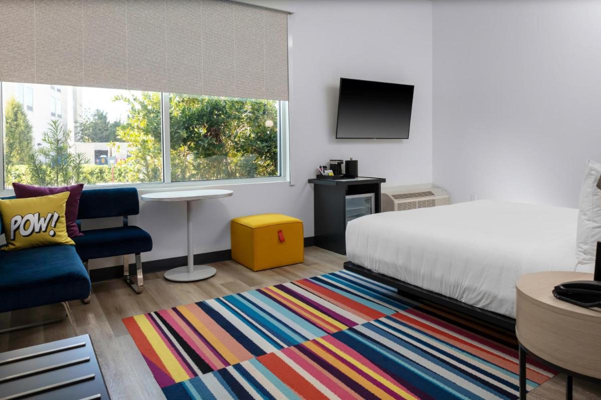 Aloft Orlando Lake Buena Vista - image 7