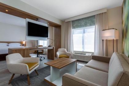 Wyndham Garden Orlando Universal / I Drive - image 17