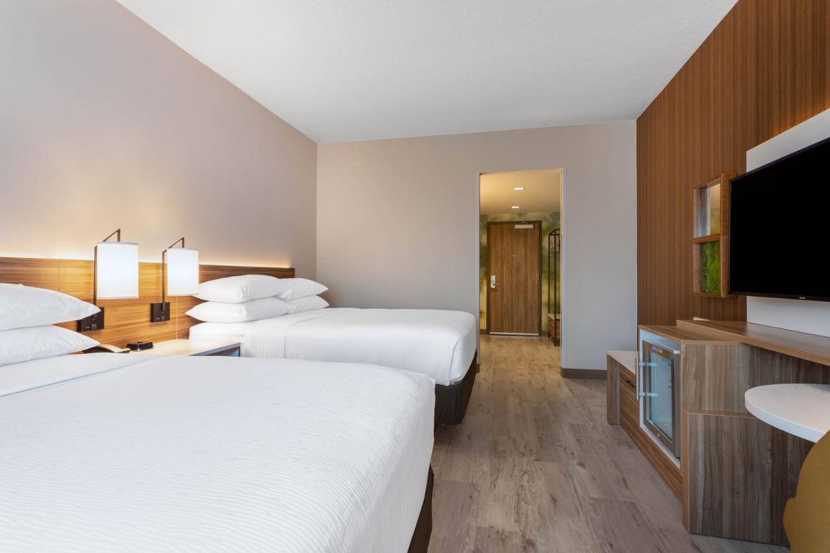 Wyndham Garden Orlando Universal / I Drive - image 2