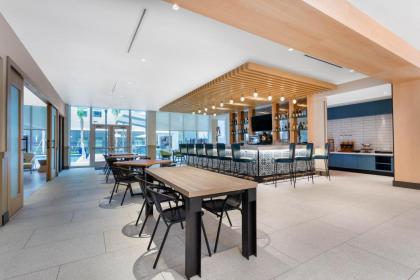TRYP by Wyndham Orlando - image 10