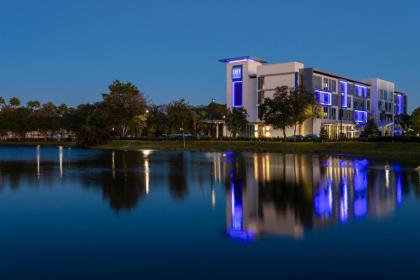 TRYP by Wyndham Orlando - image 26