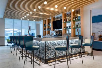 TRYP by Wyndham Orlando - image 3