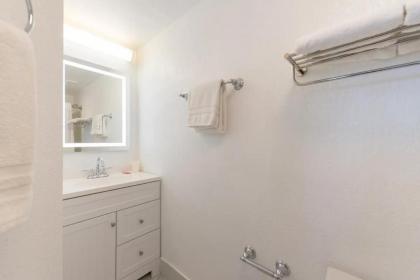 Enclave Apartments at International Drive - image 7