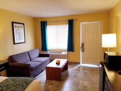Shining Light Inn & Suites - image 19