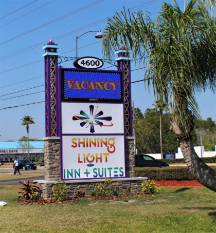 Shining Light Inn & Suites - image 8