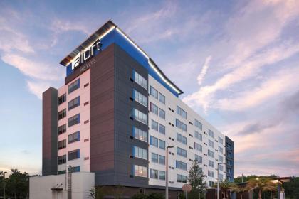 Aloft Orlando International Drive - image 2