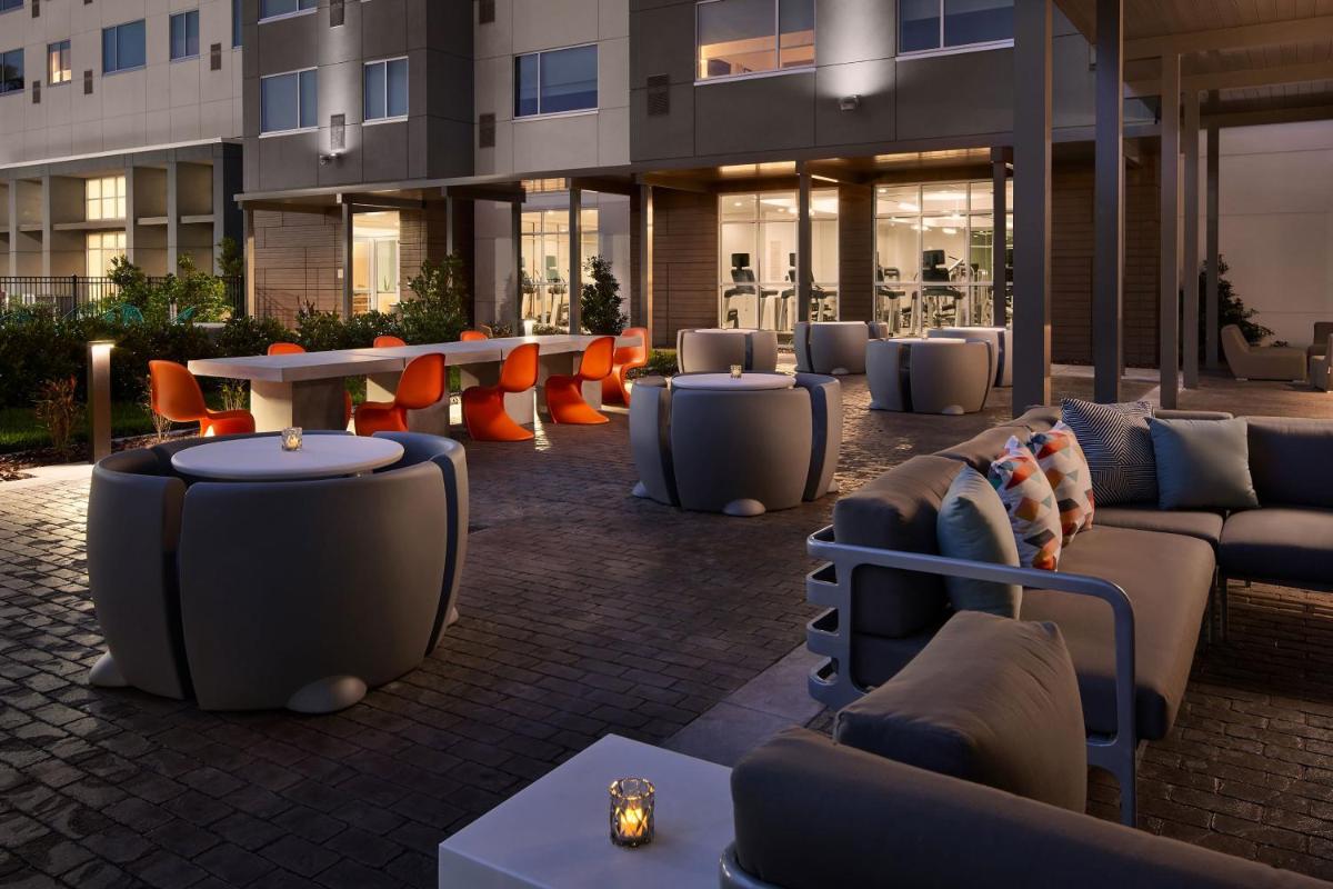 Aloft Orlando International Drive - image 3