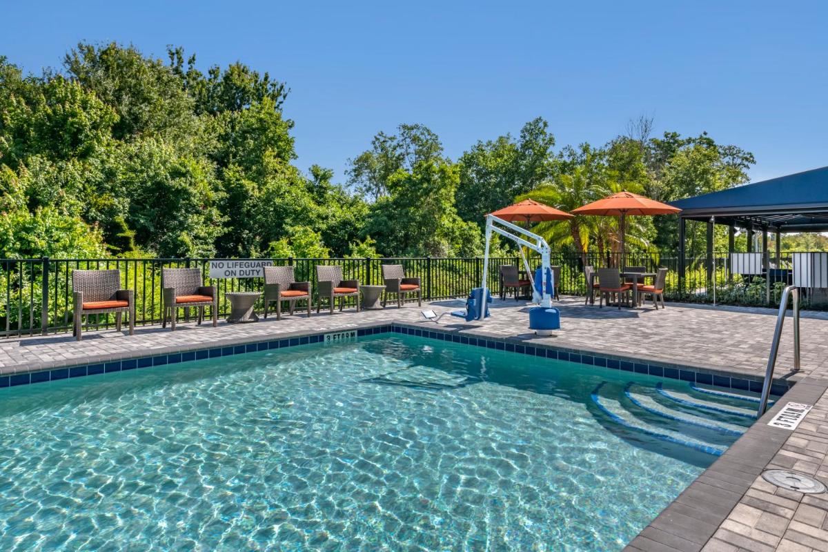 Cambria Hotel Orlando Airport - image 4