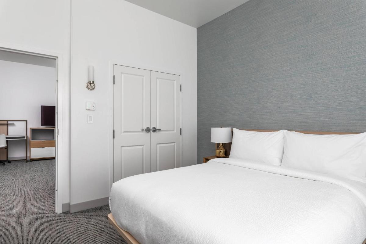 TownePlace Suites by Marriott Orlando Southwest Near Universal - image 5