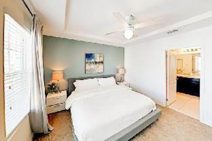 Solterra Resort Luxury Homes - image 13
