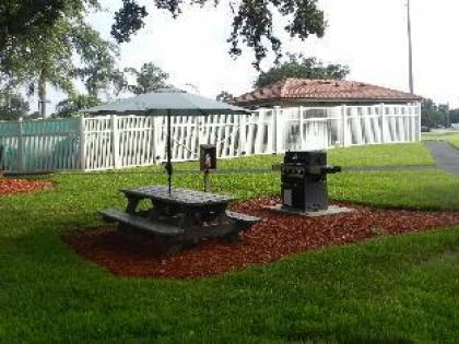 Alhambra at Poinciana - image 17