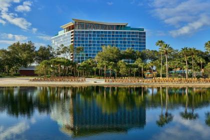 Walt Disney World Swan Reserve - image 7