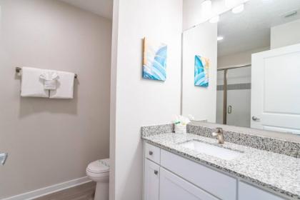 4013 Vista Cay - image 28