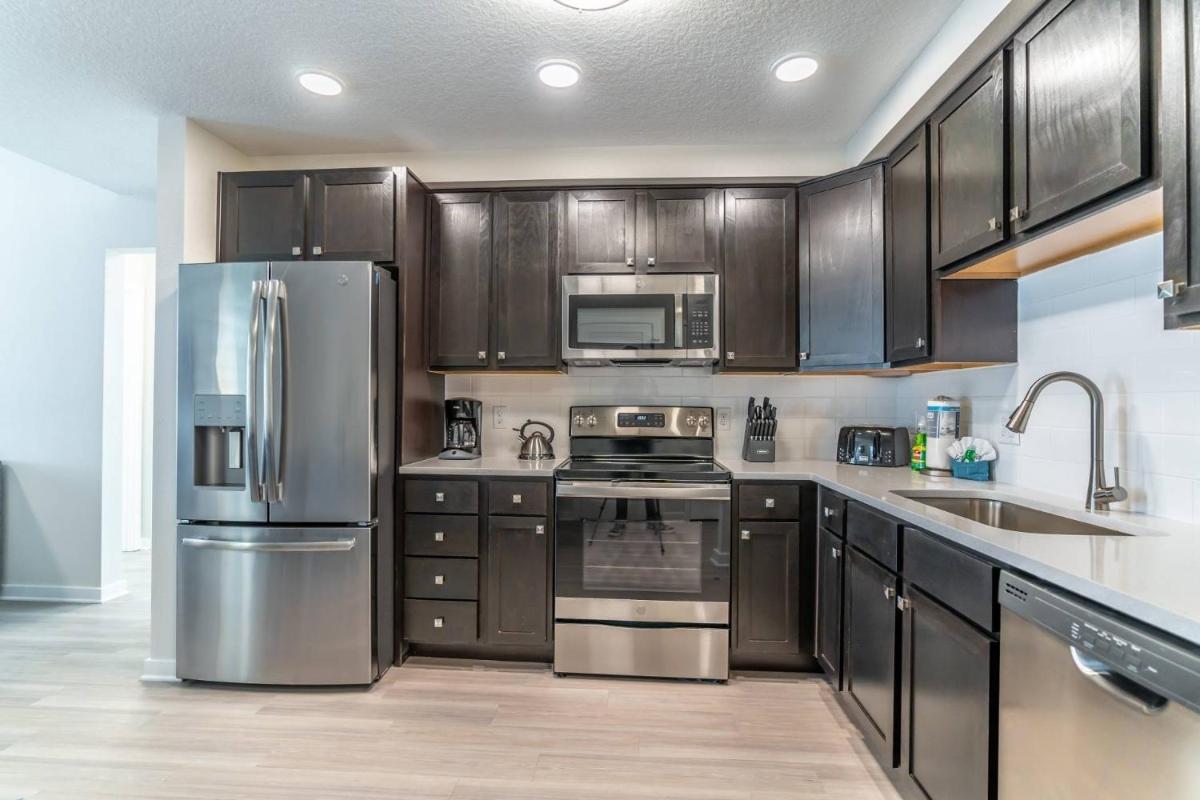 4013 Vista Cay - image 4