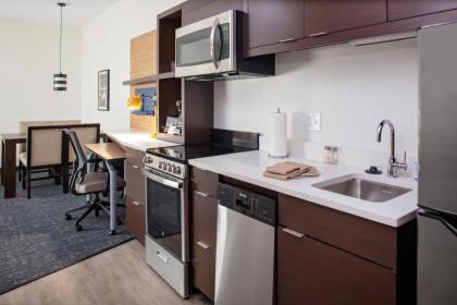 TownePlace Suites by Marriott Orlando Airport - image 8