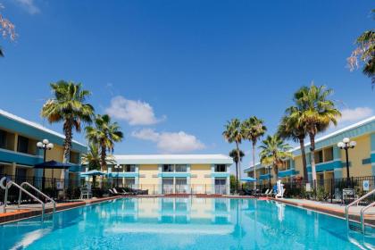 Garnet Inn & Suites Orlando