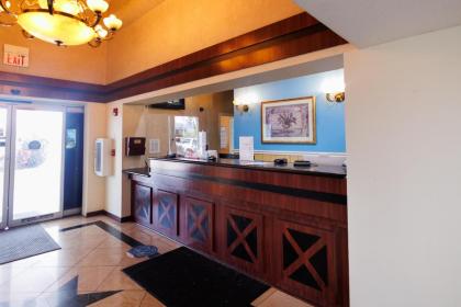 Garnet Inn & Suites - image 24