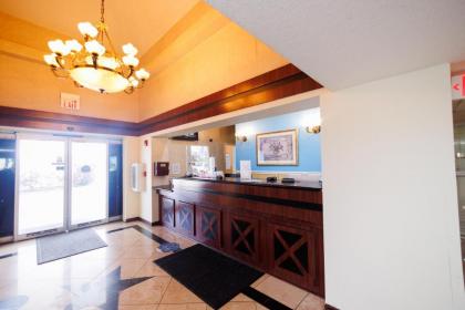 Garnet Inn & Suites - image 25