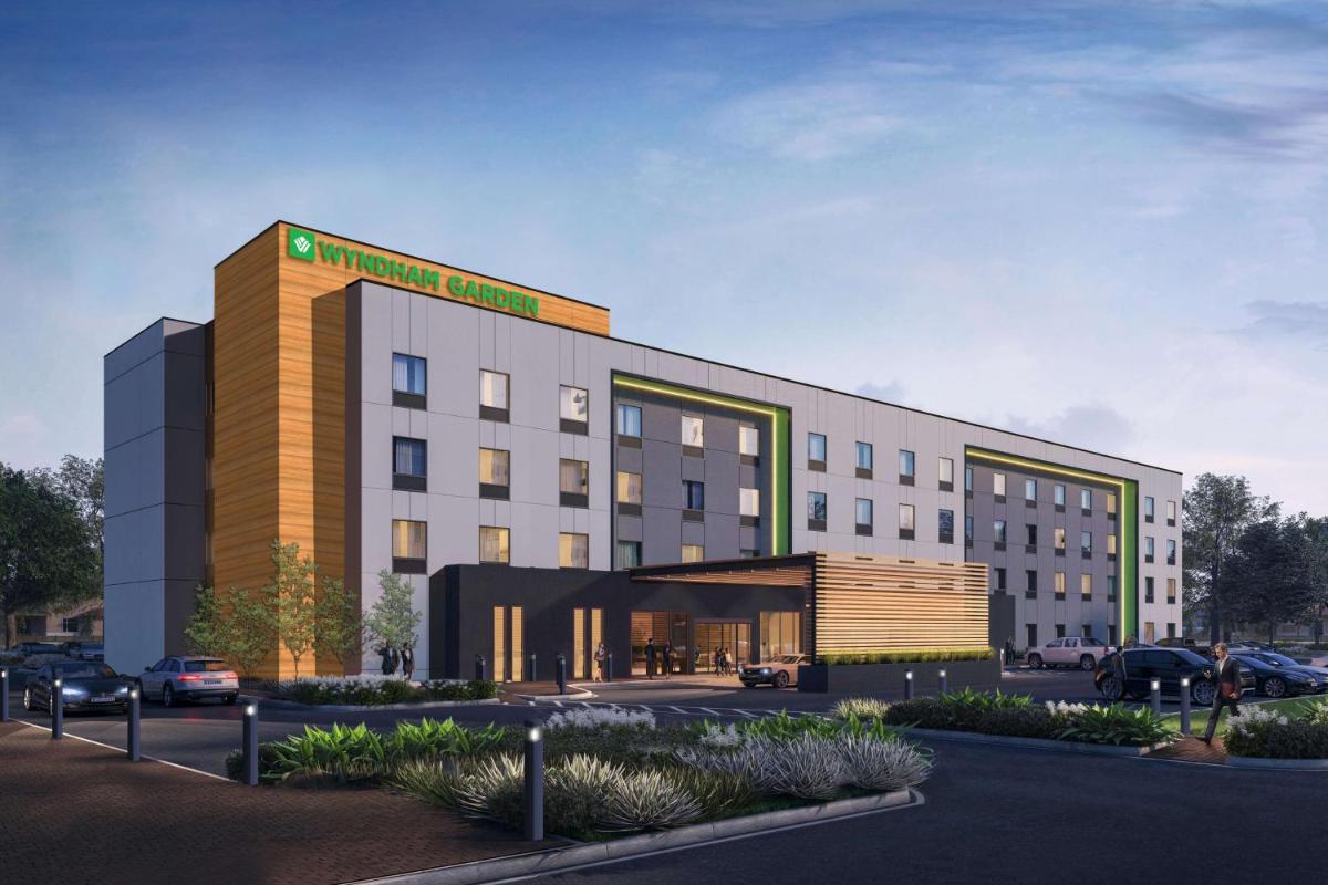 Wyndham Garden Orlando Airport - main image