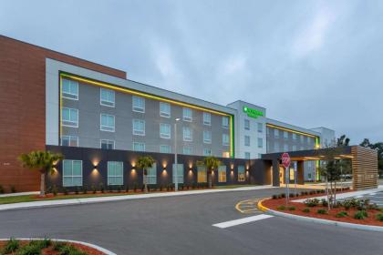 Wyndham Garden Orlando Airport - image 17