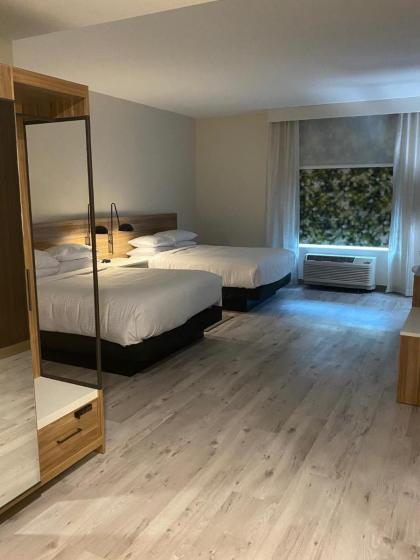 Wyndham Garden Orlando Airport - image 2