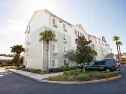WoodSpring Suites Orlando North - Maitland - image 11