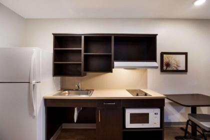 WoodSpring Suites Orlando North - Maitland - image 22