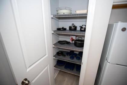 Pet Friendly Modern Zen Studio Retreat with Hot Tub! home - image 28