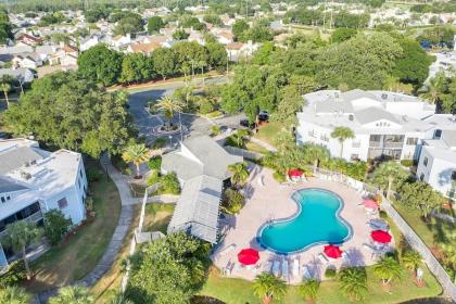3697 Orlando Vacational Apartment - image 3