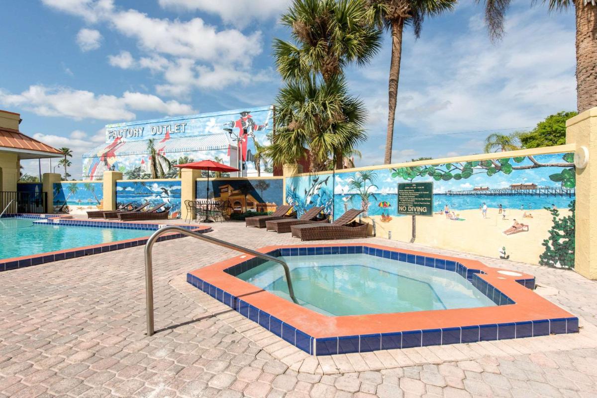 Clarion Inn & Suites Kissimmee-Lake Buena Vista South - image 4