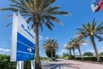 Flamingo Express Hotel - image 9