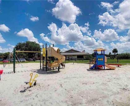 3648 Orlando Vacational Apartment - image 6