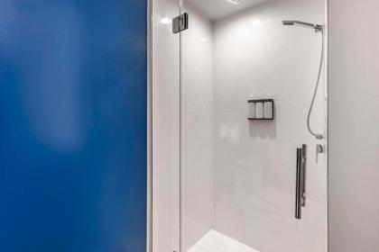 Cambria Hotel Orlando Universal Blvd - image 17