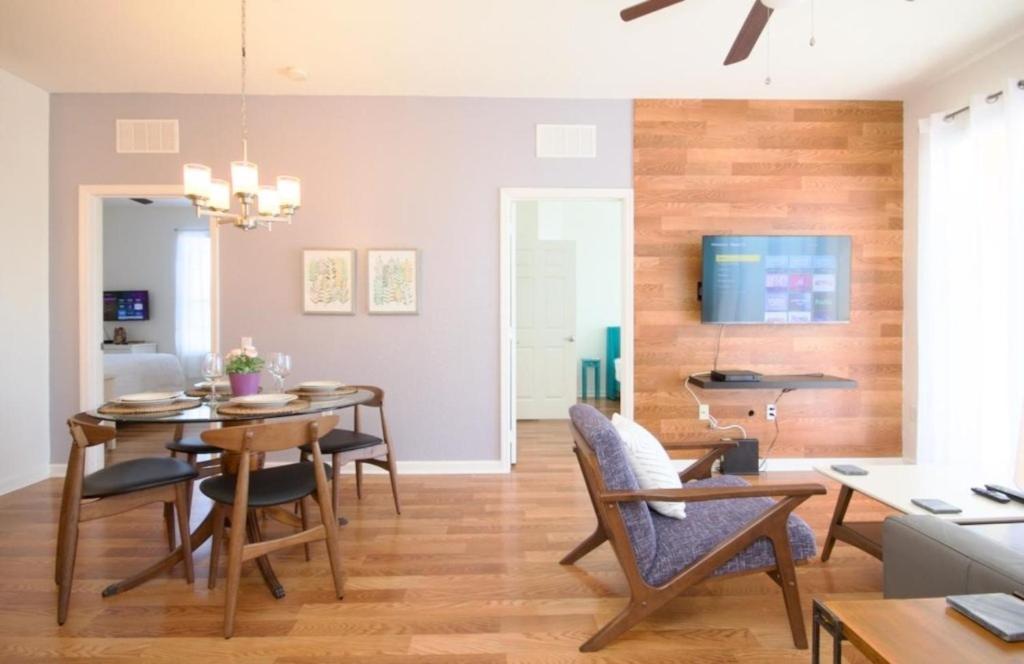Vista Cay Star condo - main image