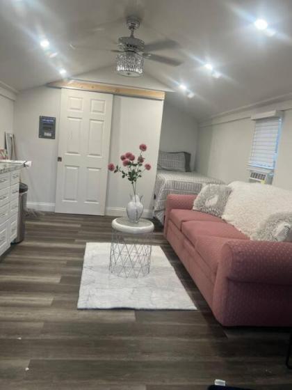 Luxury Lake View Studio Apartment