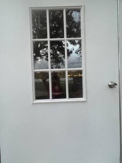 Luxury Lake View Studio Apartment - image 7