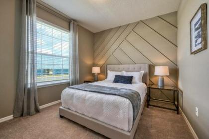 NEW 5 BDRM Windsor Island Resort - image 11