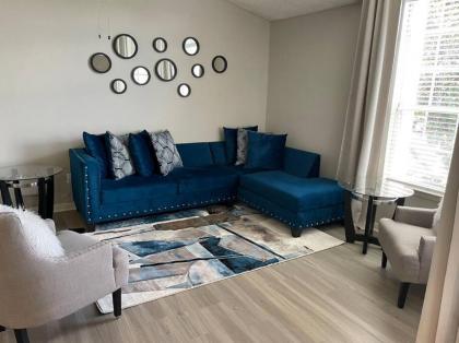 Lovely 2-bedroom rental unit with pool