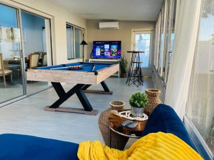 Entire 7beds luxury home Close to ALL attractions!
