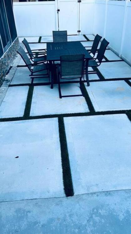 Entire 7beds luxury home Close to ALL attractions! - image 23