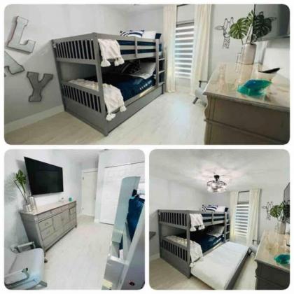 Entire 7beds luxury home Close to ALL attractions! - image 26