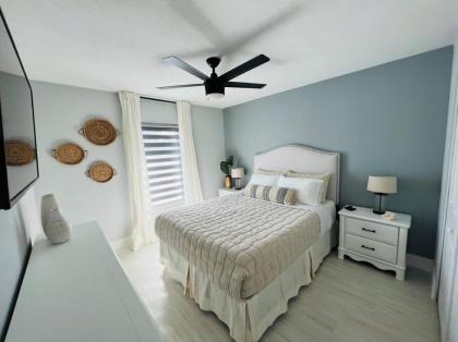 Entire 7beds luxury home Close to ALL attractions! - image 28