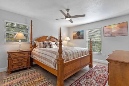 Theme Park Retreat 4BR near Universal Studios - image 13