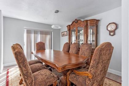Theme Park Retreat 4BR near Universal Studios - image 16