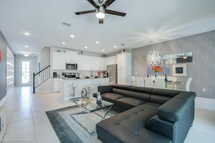 Solara Resort - 5 Bed 45 Baths TOWNHOME
