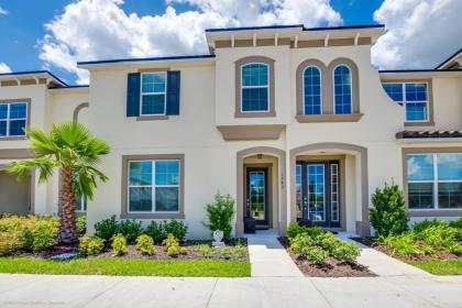 Solara Resort - 5 Bed 45 Baths TOWNHOME - image 2