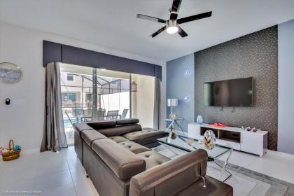 Solara Resort - 5 Bed 45 Baths TOWNHOME - image 9